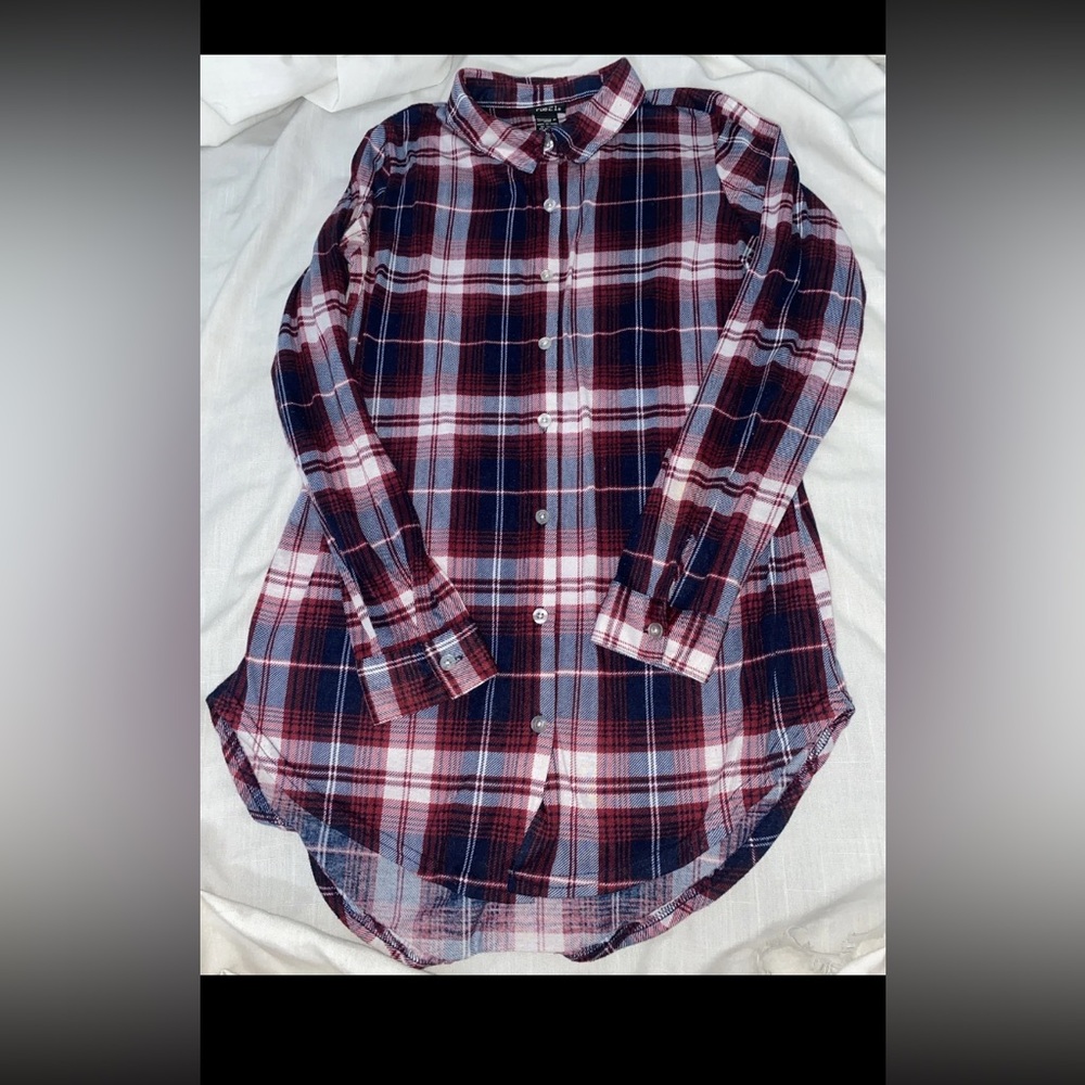 rue 21 top women Size M Plaid Button Up